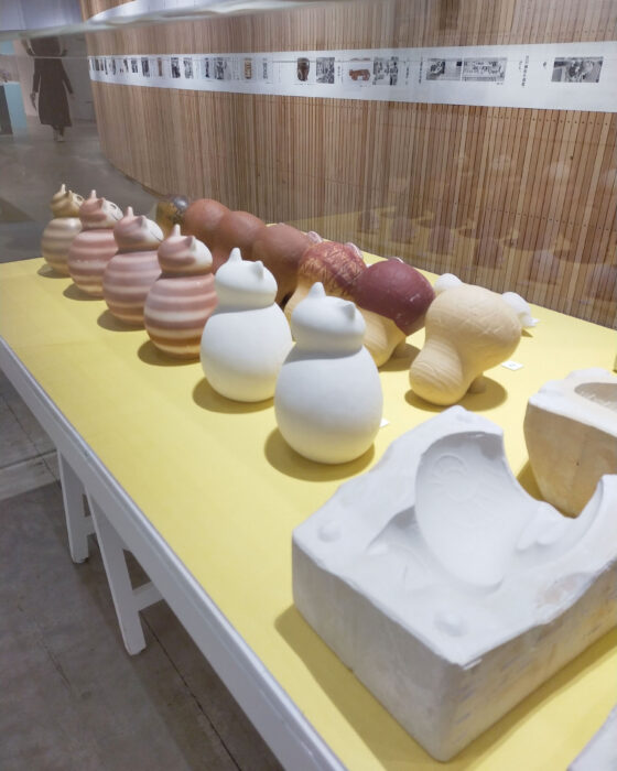 北欧の陶芸家・「リサ・ラーソンの作り方 展」の楽しみ方 | 立川ビルボード